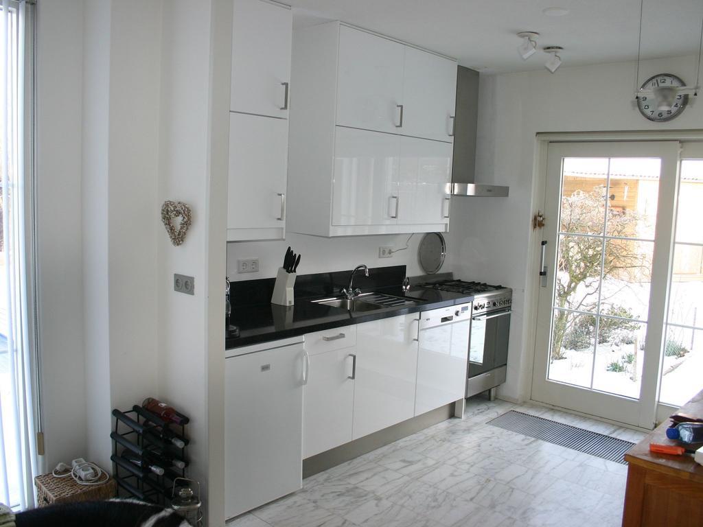 Villa With Spacious Garden Near Heeten Εξωτερικό φωτογραφία